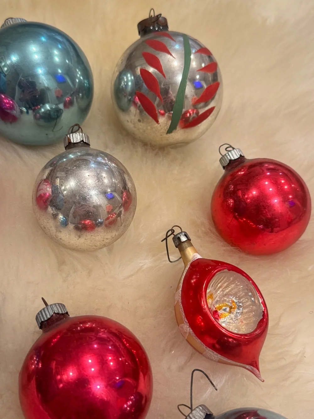 Lot of 9pcs Vintage 40-50s Shiny Brite Ornament’s